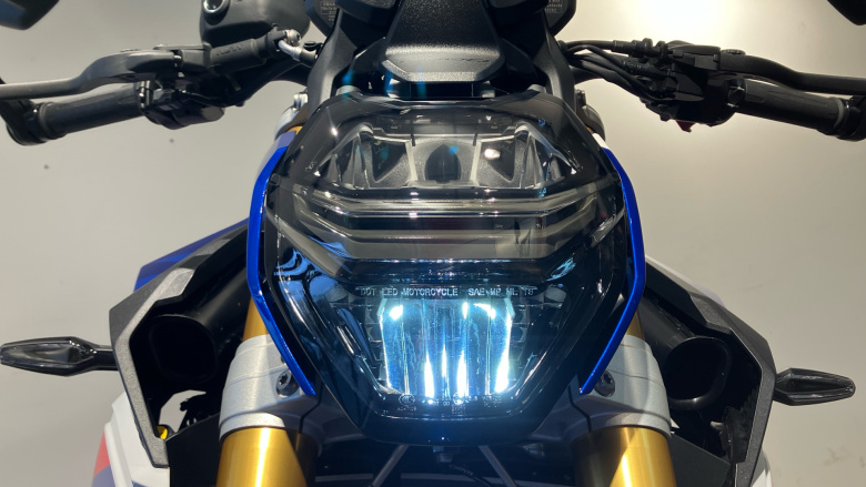 BMW F900 R (25MY)